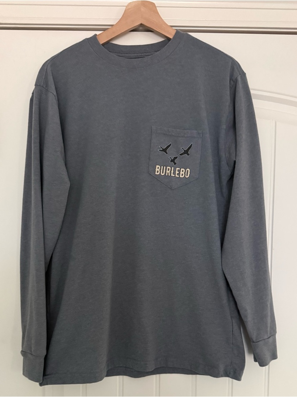 BURLEBO Gray Medium Lab Duck Hunting Long Sleeve and Pocket TShirt Casual